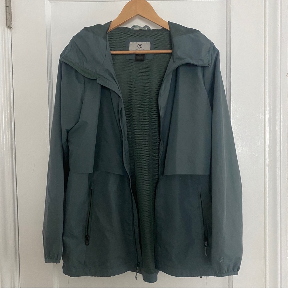 Champion khaki green rain jacket with hood size Medium